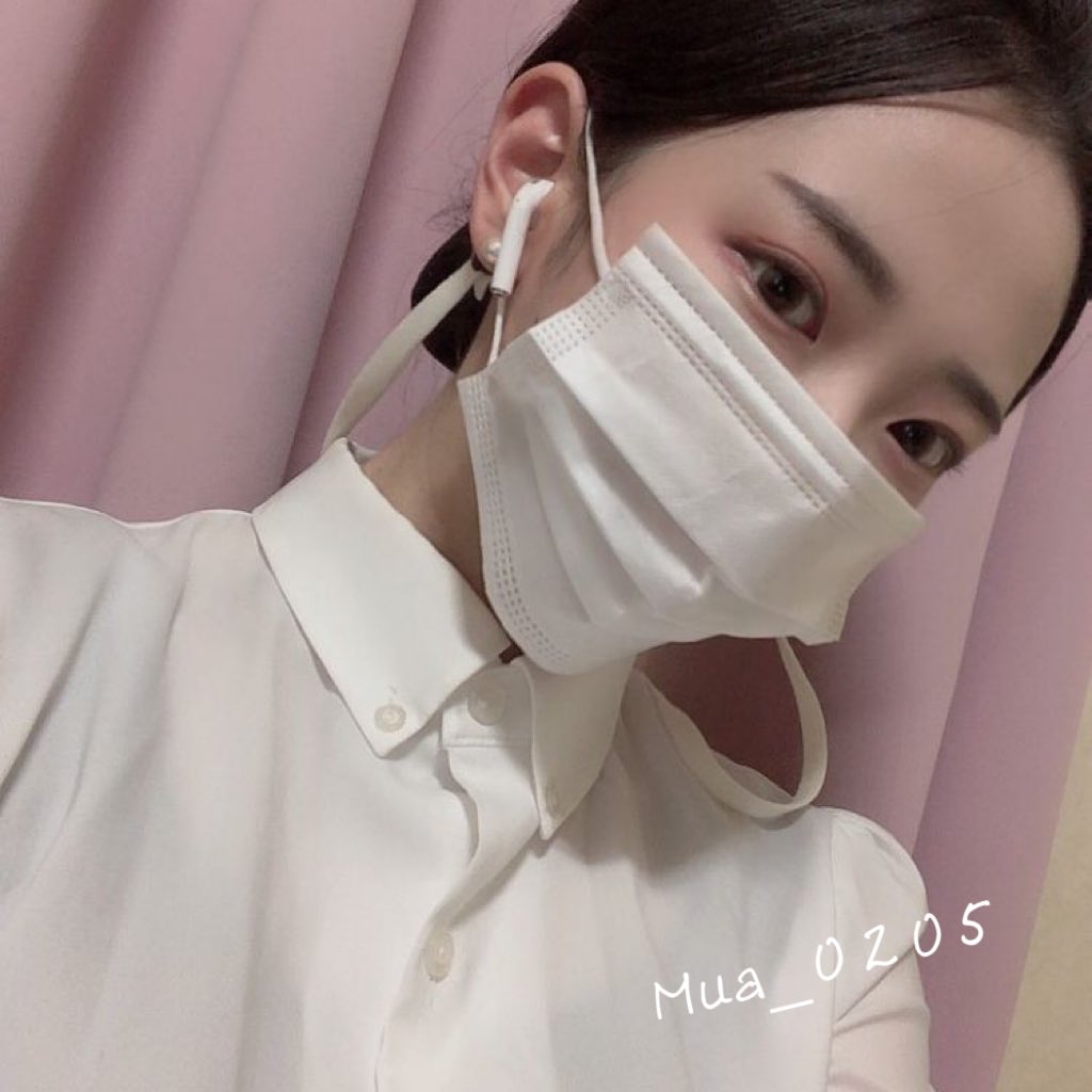 不小心榨乾了一個處男弟弟
他以後遇到技術不好的會很失望吧😂 https://t.co/FHUaaVE87Q