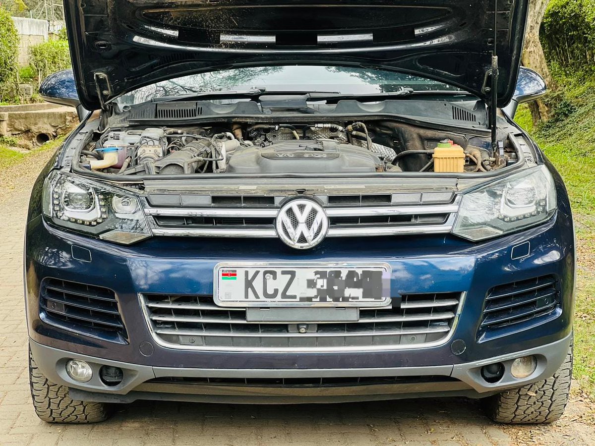 BigJs_Motors's tweet image. Sleek and Stylish 📷
Model: VW Toureg | 2013
Engine: 3.6l  Petrol
Features: Full Spec
Price: 2,799,999/=
Caption: "Upgrade your commute with the Toureg – where style meets performance. Safety, luxury, and affordability in one sleek package. #ExploreWithBigJs #vw #toureg