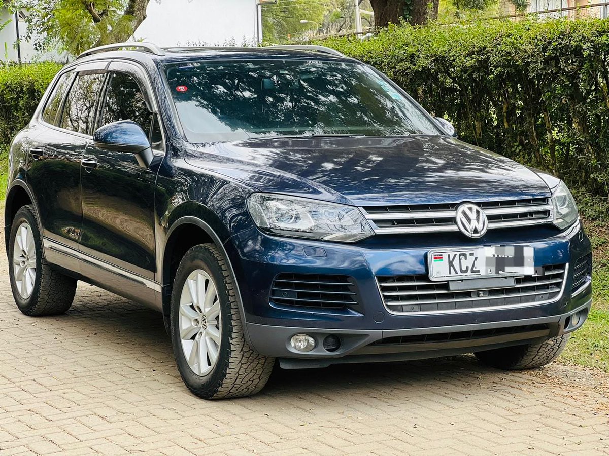 BigJs_Motors's tweet image. Sleek and Stylish 📷
Model: VW Toureg | 2013
Engine: 3.6l  Petrol
Features: Full Spec
Price: 2,799,999/=
Caption: "Upgrade your commute with the Toureg – where style meets performance. Safety, luxury, and affordability in one sleek package. #ExploreWithBigJs #vw #toureg