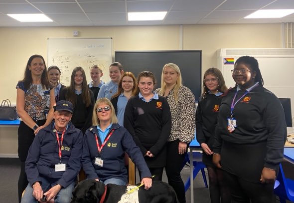 BrynWBQ's tweet photo. Thank you for visiting us @guidedogs we look forward to working with you this year @bryncelynnog https://t.co/XnitTApe6V