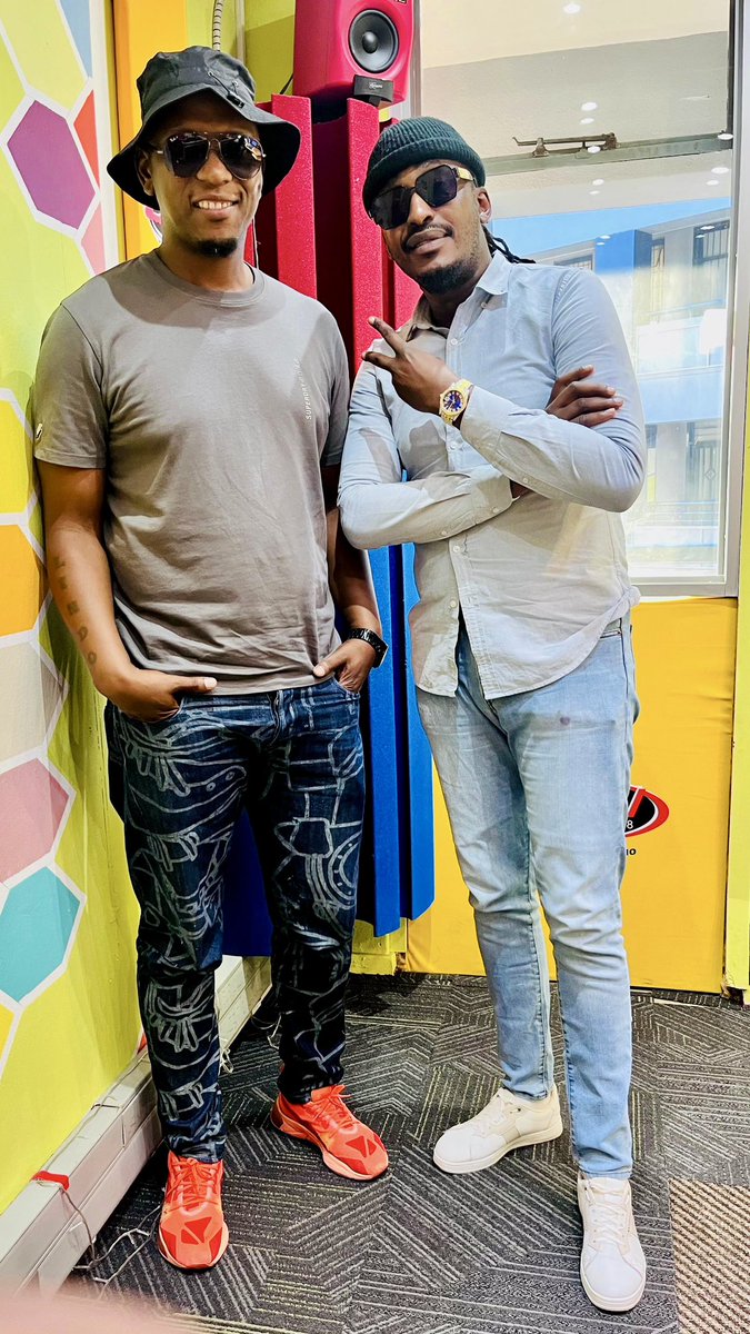 BigskySA's tweet photo. When you look good
You feel good 
Hen you do Good 
🤟🏾🤟🏾🤟🏾🤟🏾🤟🏾🤟🏾
Skyzozo!!!! https://t.co/wNVJhX4B9J