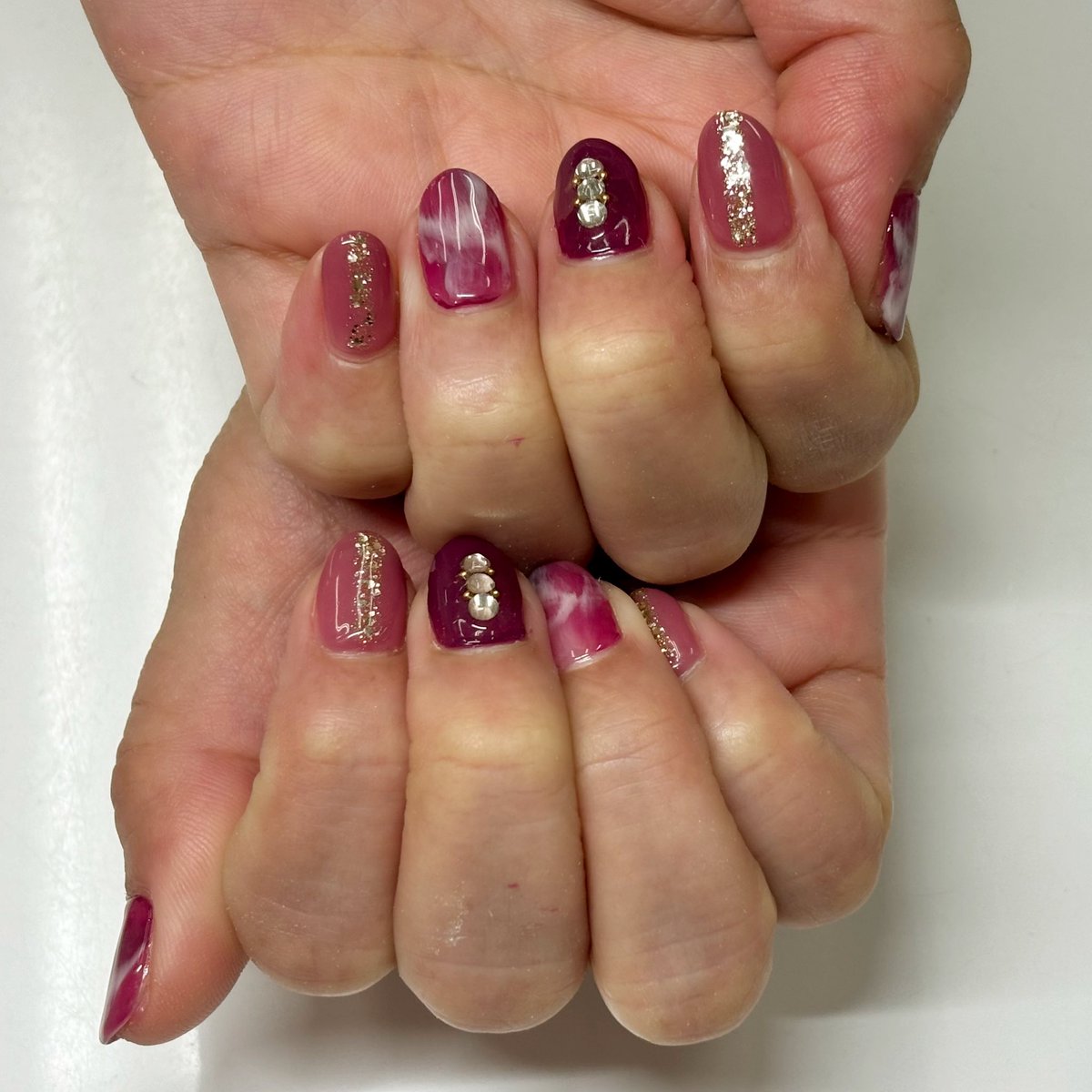 aa_0219's tweet photo. ネイルモデル募集💅

日付🗓11月26日（木）
時間⏰15時～（1時間前後）
料金👛4990円→無料😊
場所🏠渋谷 
デザイン (画像は一例です)
お色変更できます🌻
⚠️添付の注意事項をお読み頂き、DMお待ちしてます😊　

#渋谷　#ネイル #ネイルモデル　#ジェルネイル　#オフ無料　#急募 https://t.co/LtMh09nHxO