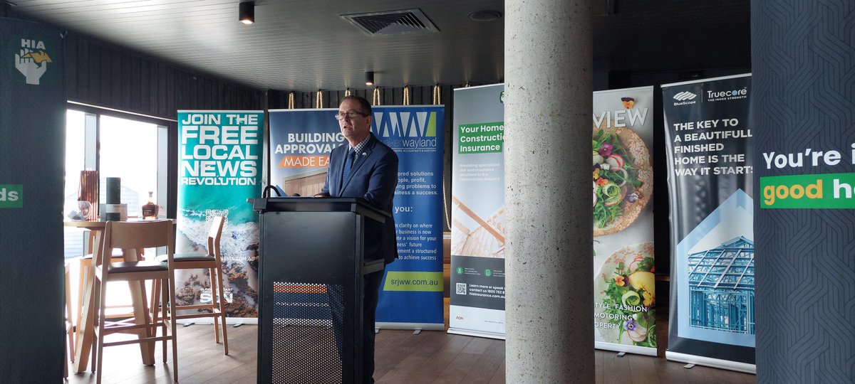 Qld_HIA's tweet photo. Federal member for Fisher, Andrew Wallace, talking to members on the Sunshine Coast about the importance of a strong economy and the importance of a strong building industry so we can deliver the housing desperately needed. https://t.co/prBzWRvRZO
