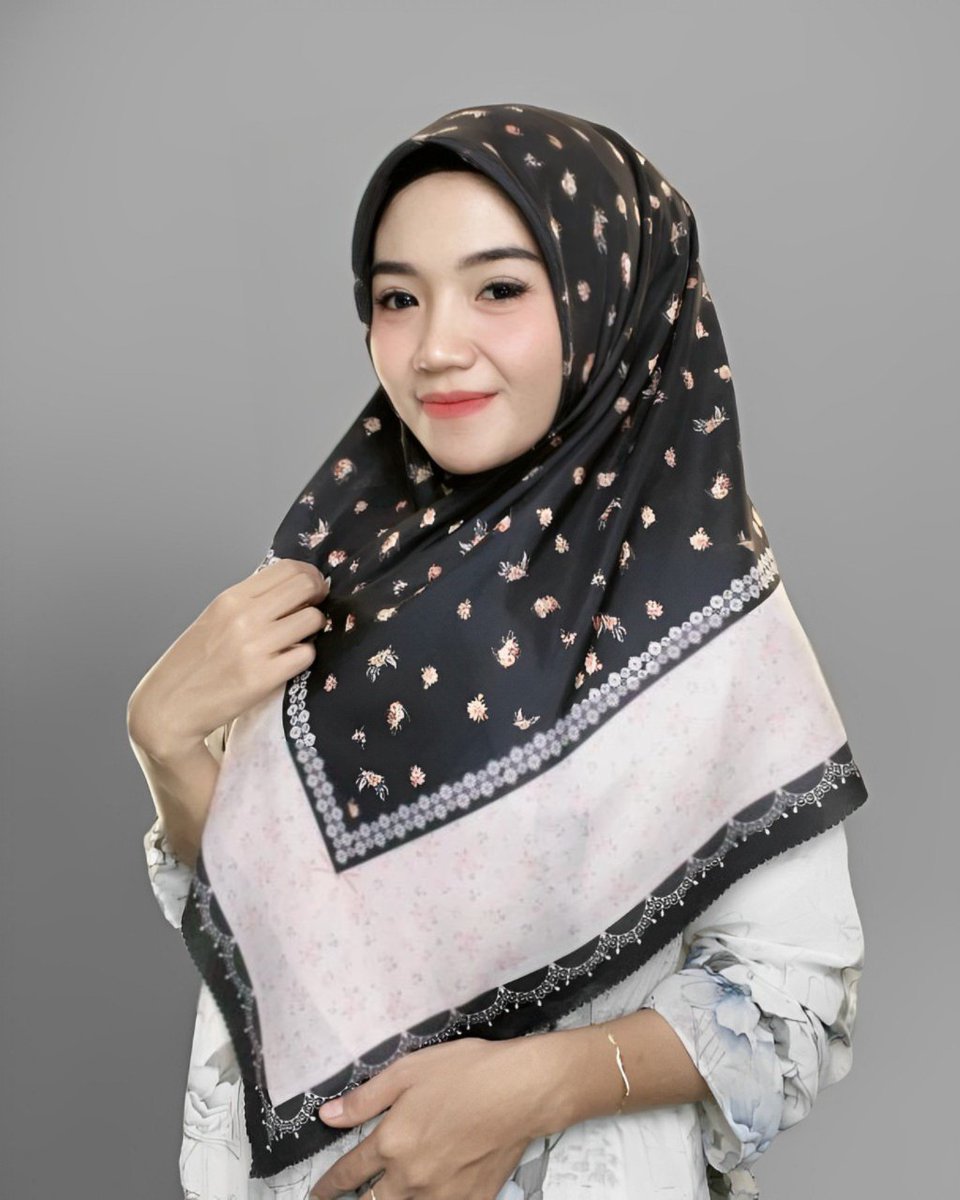 XclusiveHijab's tweet photo. DISKON 50% Hanya Selama Live Ini! 🛍️💎
https://t.co/4evfyIKnYV

Jepang
#SVT_RIGHT_HERE_WORLDTOUR
#SVT_RIGHT_HERE_IN_JAKARTA
Jumat Yati Mike Tyson Jumat Ole Romeny Siang Aliando Irma PPN 12%
#JungSoMin Bonk https://t.co/7nGL4lgBwy
