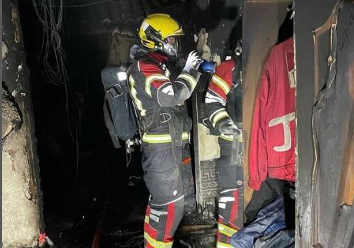 Tragedia en Villafranca de Ebro (Zaragoza): al menos 10 fallecidos y un herido crítico tras el incendio en la residencia de mayores Jardines de Villafranca, que alojaba a 82 personas.