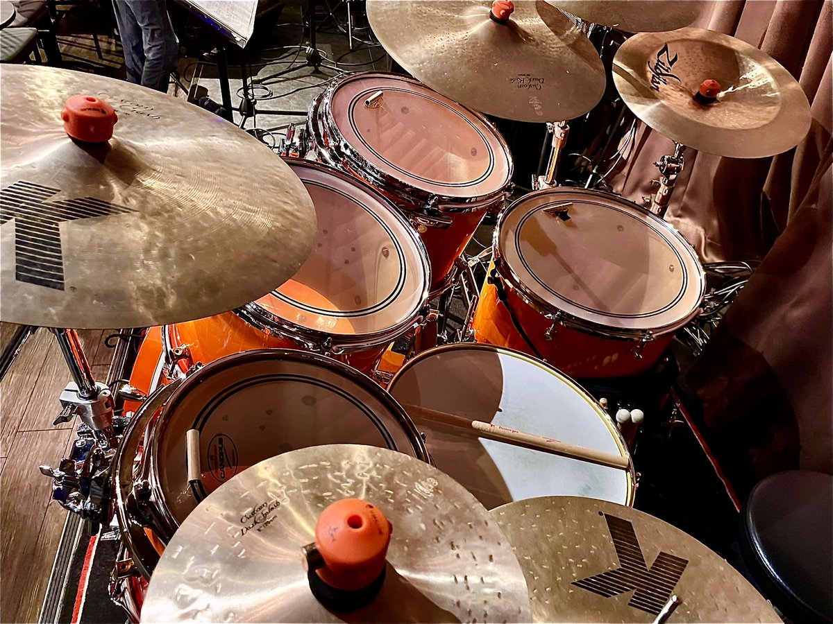 kooryo_drummer's tweet photo. セッティング完了！！
やっぱり最高の相棒です😍😍😍
サウンド最高😍😍😍

#CANOPUS 
#Zildjian 
#square_garden 
#今日はライブ https://t.co/ZtMYuBAMkp