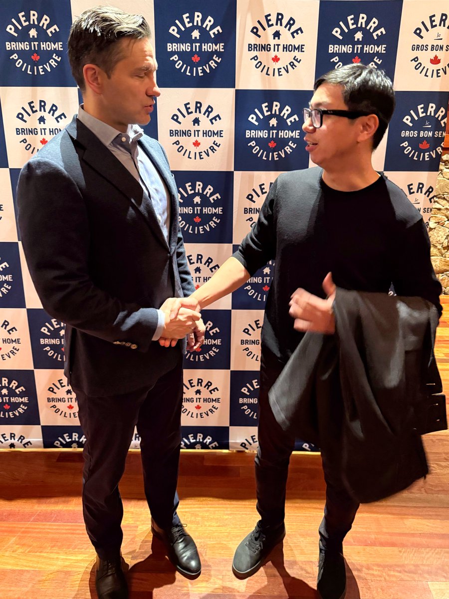 indigo11's tweet image. 今晚我们直接当面问🇨🇦保守党党魁 @PierrePoilievre  “如果当选下届总理，从联邦层面是否会减少监管，尤其是针对加密货币的？”

首先保守党支持&quot;自由市场 &amp;amp; 自由企业”，但区块链资产应该像传统经济资产一样受到监管和征税，其实最重要的就是“征税”！那么如何支持自由市场呢？

- 要让市场决定资本流向；…