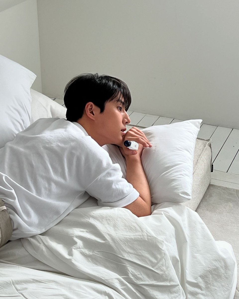 YoungK. tweet media