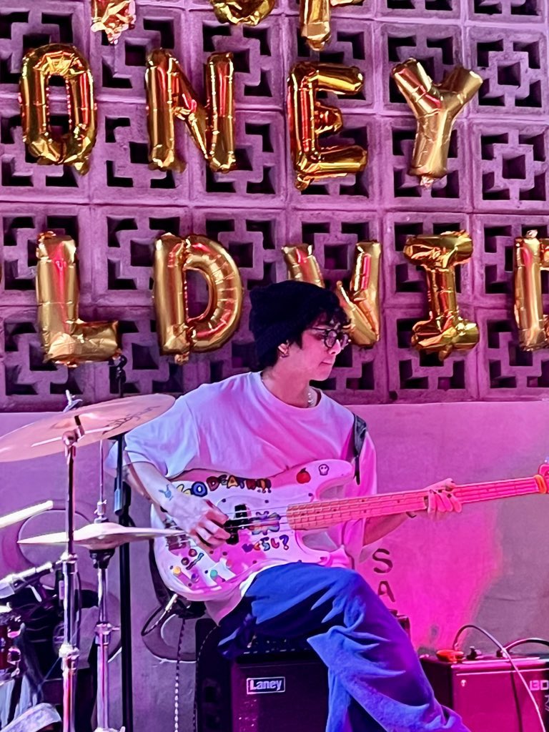 pisoniocho's tweet photo. happy to see you in your zone doing what you love!! proud of you zer!!

@ocho3x https://t.co/hdxCStyUyE