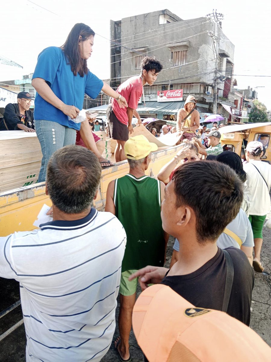 News5 tweet media