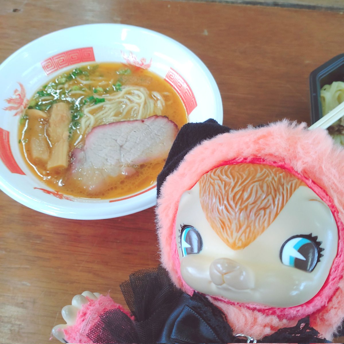 miesu10's tweet photo. #ラーメン万博2024  #土浦 に行ってきたよ🤗①#竹松食堂 黒トリュフと帆立の濃厚鶏つけ麺 ②#甲殻堂 濃厚伊勢海老そば  ③次回来週の告知 雨で平日だから空いてた。行った時列を成してたのは #ハイマウント  #ちばから の2件だったよ。 https://t.co/OtFDqDzpRX