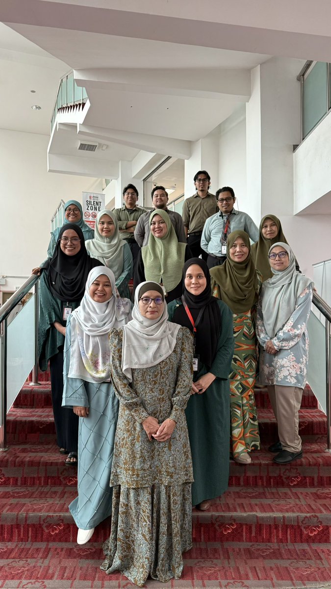 MSUmylibrary's tweet photo. Supporting #MSUrians to wear green for support and show unity with Palestine. Stand for unity, humanity and hope ππππ
#MSUmalaysia
#MSULrc
#GreenForHumanity https://t.co/tBuc5mPCgy