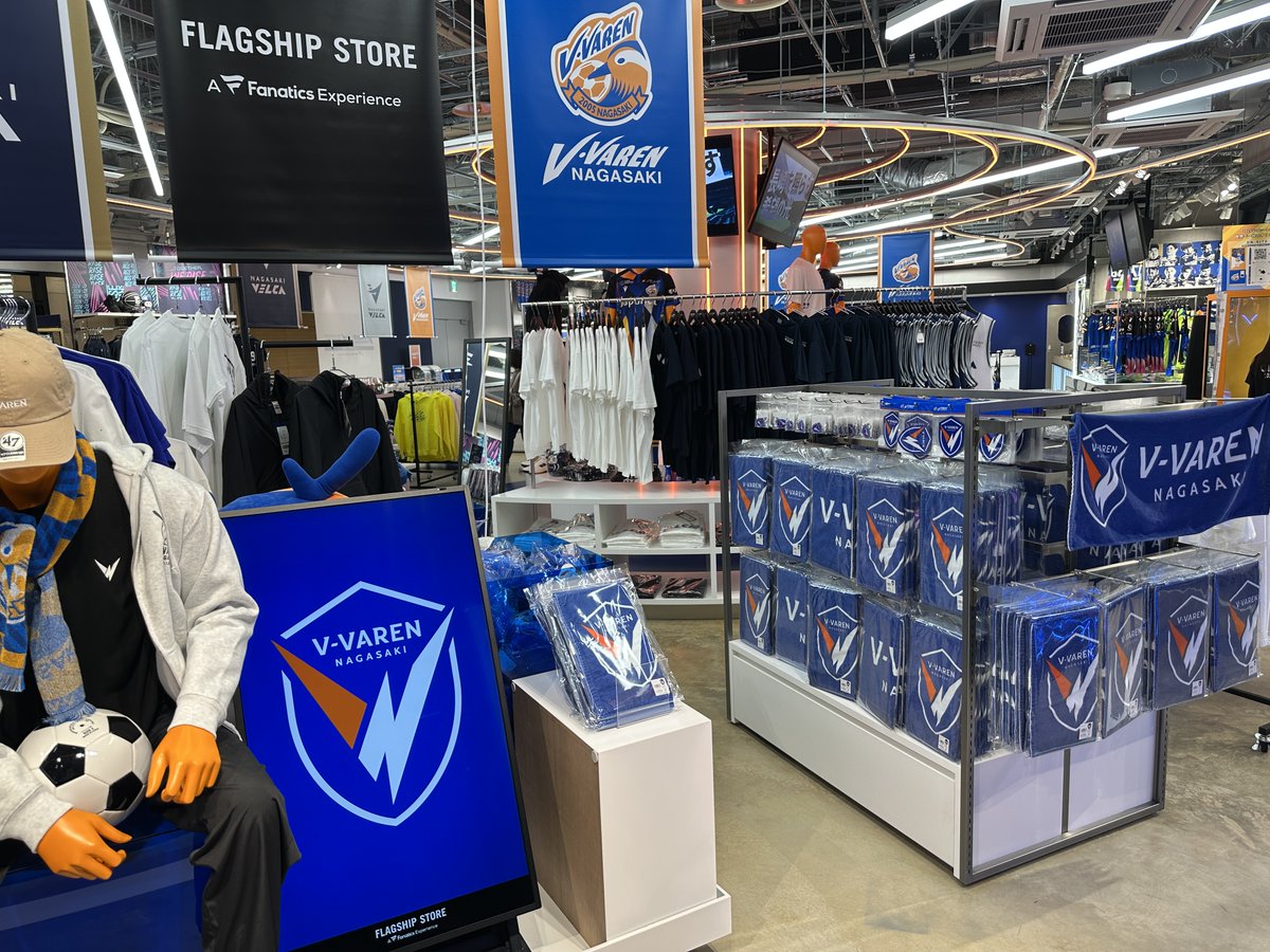 🔷グッズ情報🔶 FLAGSHIP STOREにて新エンブレムグッズを販売中