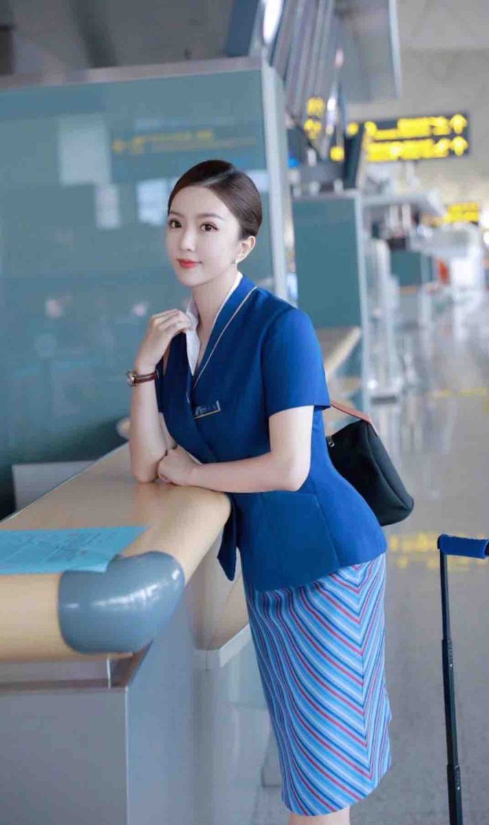 深圳小龙虾➕南航空姐180
南航在飞空姐
人在深圳，极品身材真实D🐻，极品反差
（安排找Lucy,享终身九折优惠） https://t.co/S6h8eeuFx0