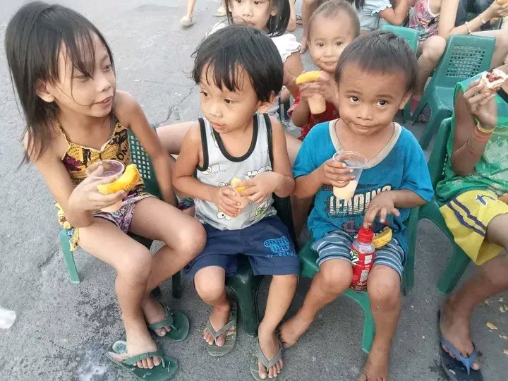 Dianah143's tweet photo. "I have loved you with an everlasting love;
I have drawn you with unfailing kindness.
I will build you up again,”
JEREMIAH 31:3-4
Feeding program 📌
#sharinghappines
@Cisckid @Crazy4crypto1 @RICHARDJAMESHO4
#FlareNetwork #SongbirdNetwork #cryptocurrency #DeFi #NFTs #SGB #XRP https://t.co/GOV7G0ukuH