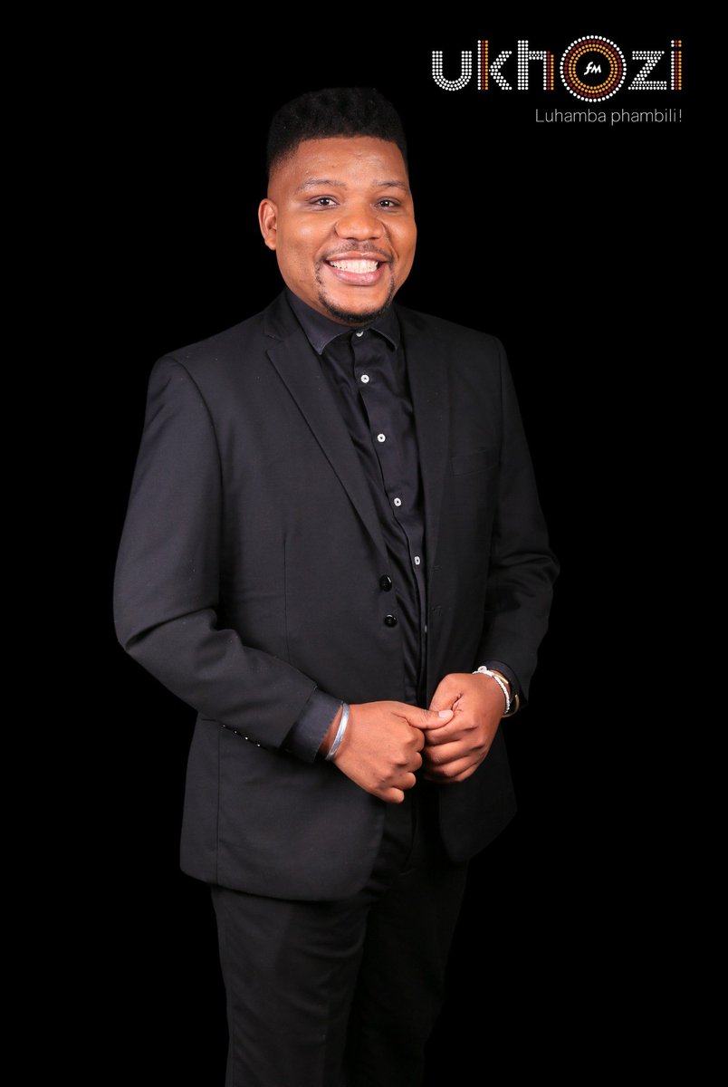 ukhozi_fm's tweet photo. Ukhozi FM Top 20 noMandla @njinjiwami Magwaza kusukela ngo-12h00-15h00.
#UkhoziFMTop20 #UkhoziFM #30YearsOfDemocracy #UkhoziFM64 #NyusiVolumeNoKhoziFM #Jabuluzibheke https://t.co/duf3FMleNP