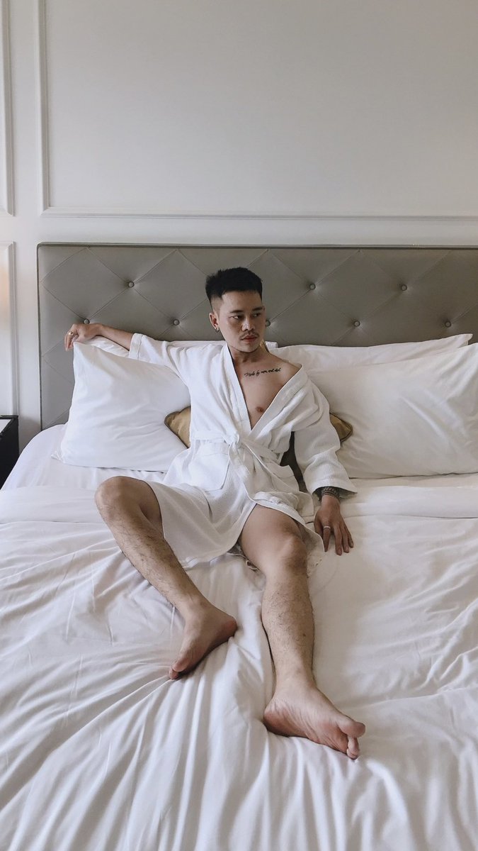 soine03's tweet photo. tính show clip mà chưa đủ follow 😭 https://t.co/yJWPXRUMHJ