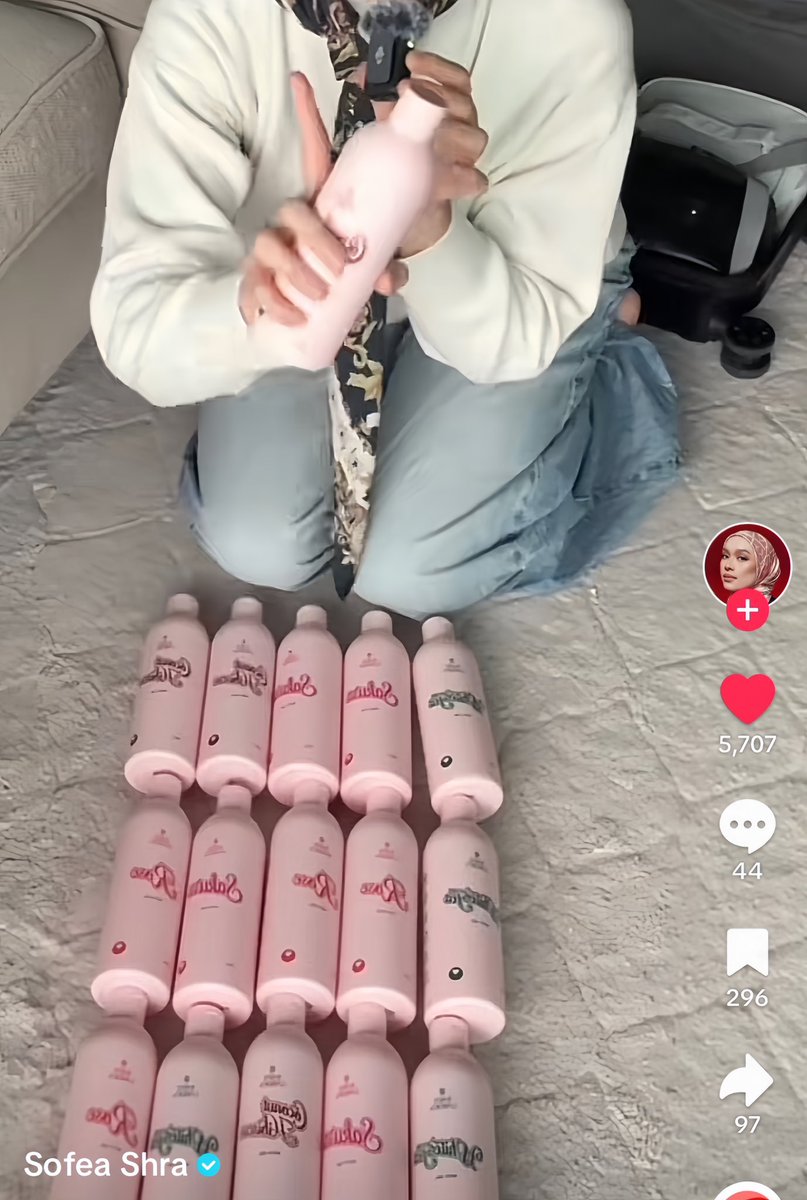 Terkejut weh tengok sampai satu kotak besar Sofea beli body wash ni…..

Serious ke best benda ni??😳