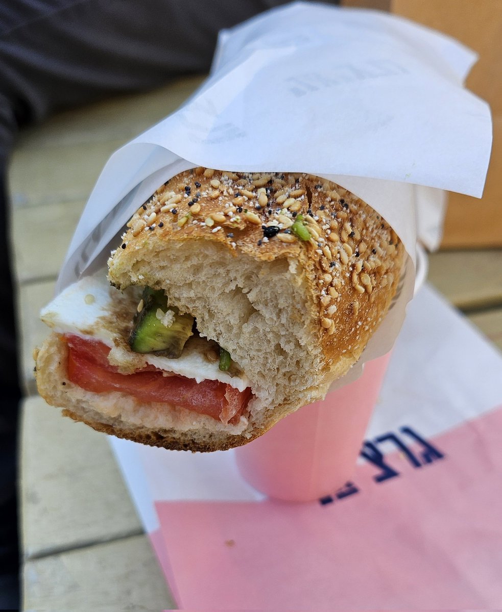 Ruthy Icekson tweet media