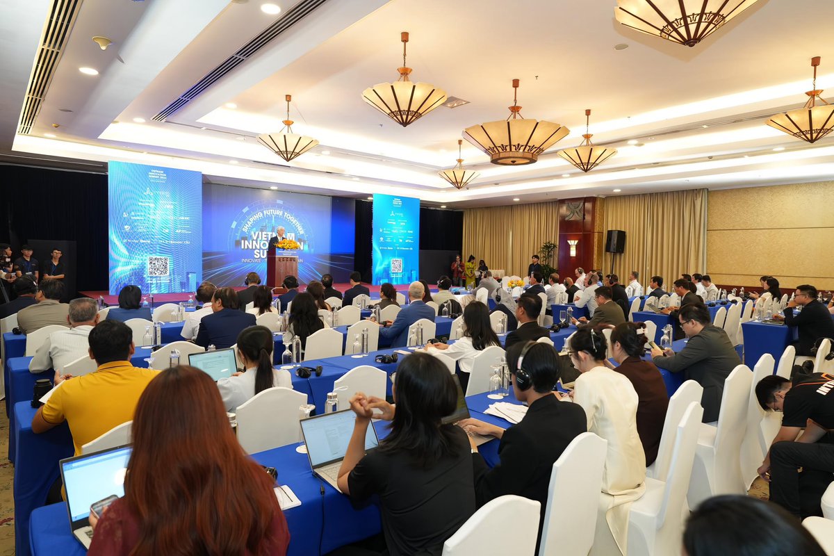 Ruslan Varankou tweet media