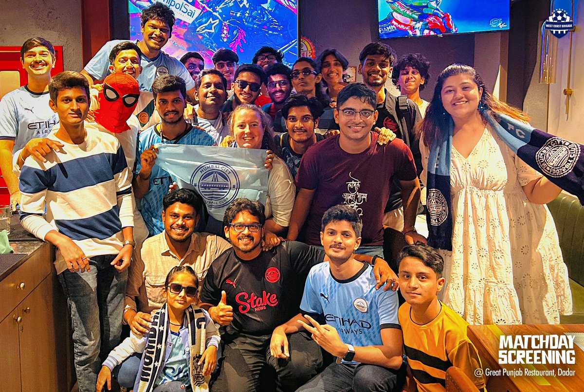 WCBMumbai's tweet photo. You came โ
You sang โ
You conquered our hearts โ
#CFCMCFC screening at Dadar was another reminder of why we have the best supporters around. Every single one of you made it magical.
Until next time, Mandali! ๐ค https://t.co/LjXK5SQgGq