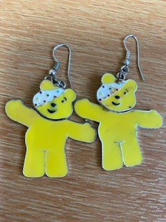 FSWHighwood's tweet photo. The 'once a year' earrings are making an appearance today! Looking forward to seeing everyone's spots at school. #CiN https://t.co/SgaEAzFNUS