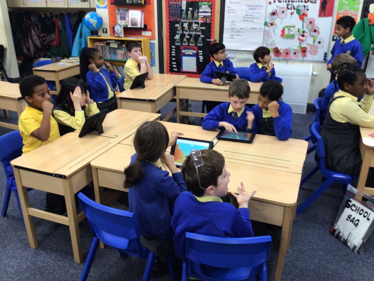 StMaryB17's tweet photo. #Y4M were excited to test their knowledge about their class saint, St Martin de Porres. #ClassSaint #kahoot #CatholicLife https://t.co/UqDdcsivmC