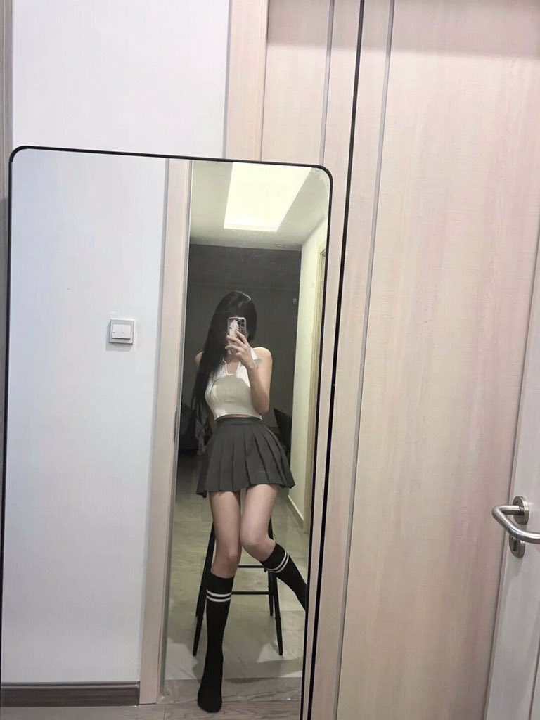 姐姐一个人在家… 有没有来陪姐姐的
#马来西亚女生 #马来西亚资源 #马来西亚小姐姐 #马来西亚妹子  #马来西亚 #新加坡约炮  #新加坡学生妹 #新加坡资源 #新加坡一夜情 #马来西亚约炮  #新加坡按摩 #新加坡学生妹 #新加坡一夜情 #新加坡约炮 #新加坡外围