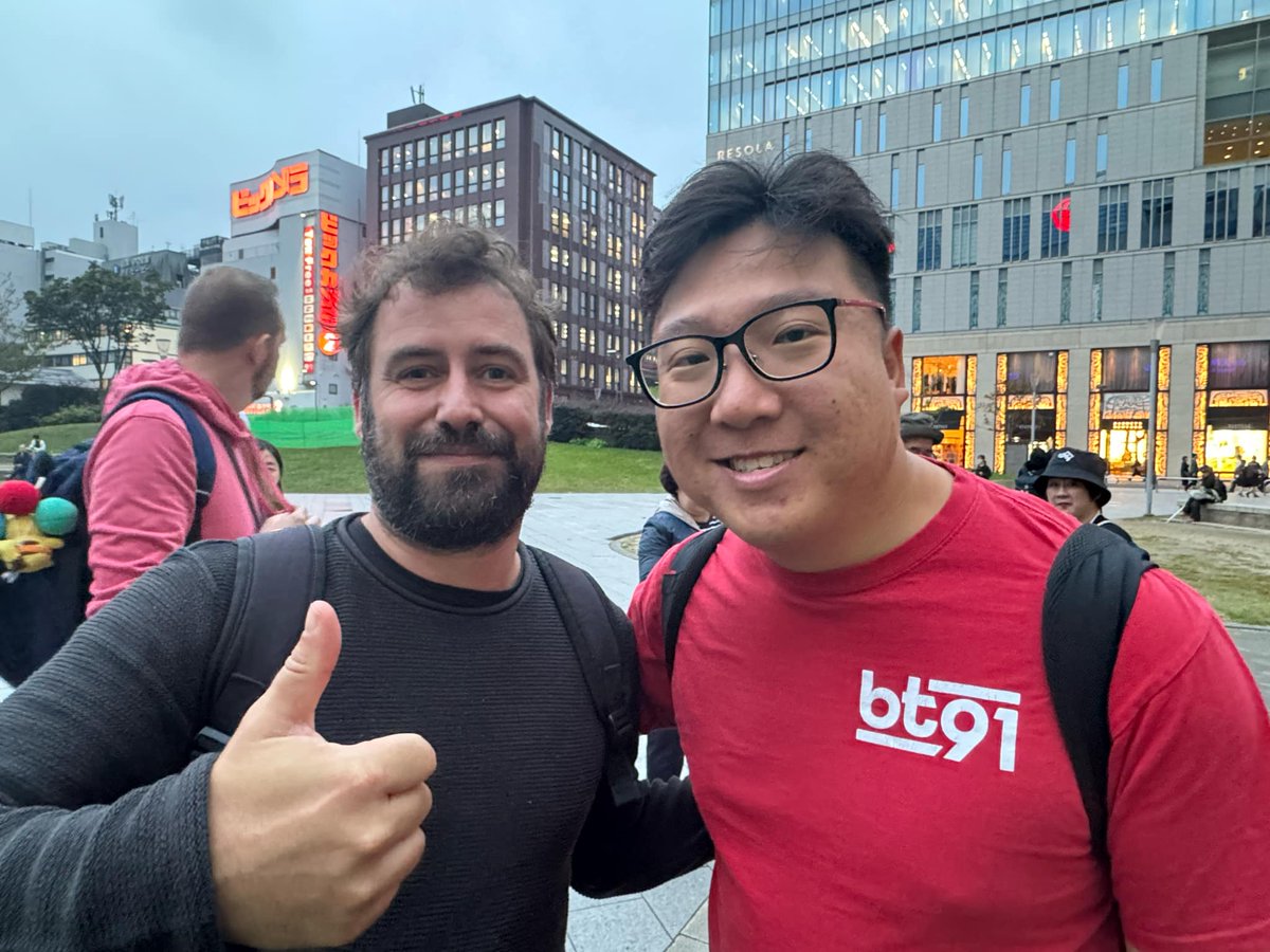 Xhuxhmaxhuxh1's tweet photo. Missed raiding with this guy back when he came over for Mawile day, but caught him here! Thank you for uniting our amazing community @brandontan91 and looking forward to raiding with you now!
#PokemonGO #fukuoka #wildarena https://t.co/6YJSuFjn3v