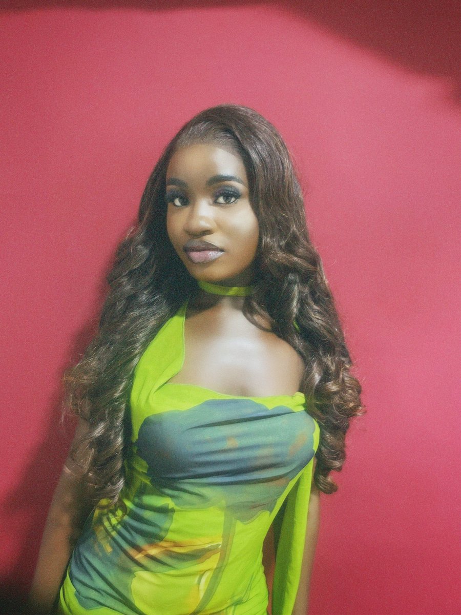 elizabeth_olowo's tweet photo. You’re a star and you shine🌟

LONER out now🥳https://t.co/UPwHKzbuuI https://t.co/K5rE8cSq9O