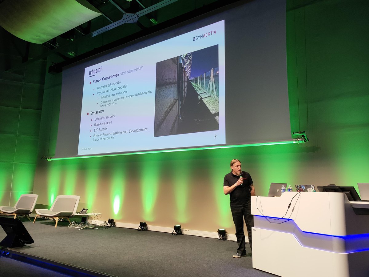 #GreHack24 is starting with Simon G. talking about physical security 🗝️