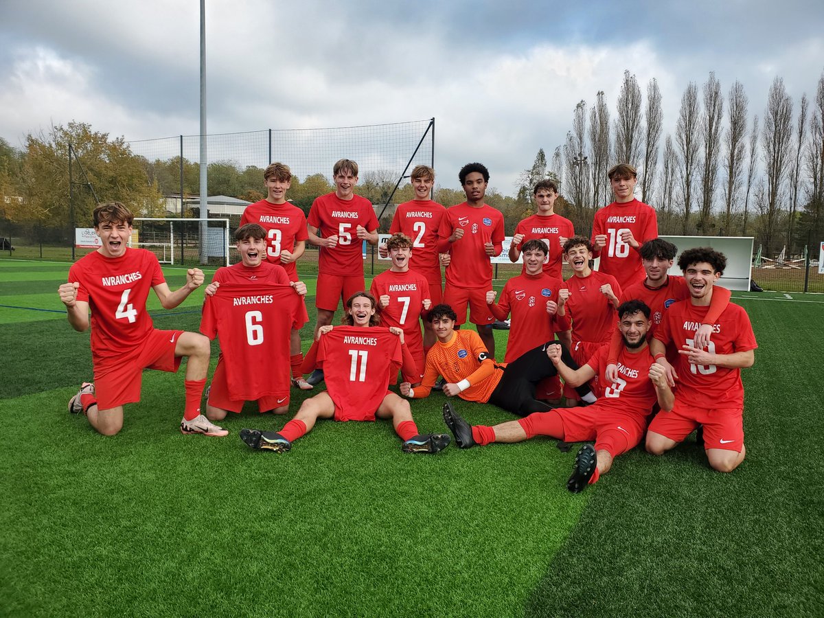 Victoire hier en <a href="/ChallengeJL/">Challenge Jean LEROY</a>  contre une jeune équipe de Meaux...
Dernier match de poule dans un mois contre Rennes !!
<a href="/LFNofficiel/">Ligue F⭐⭐t Normandie 🤙</a> <a href="/unss/">UNSS_National</a> 
#teamlittre