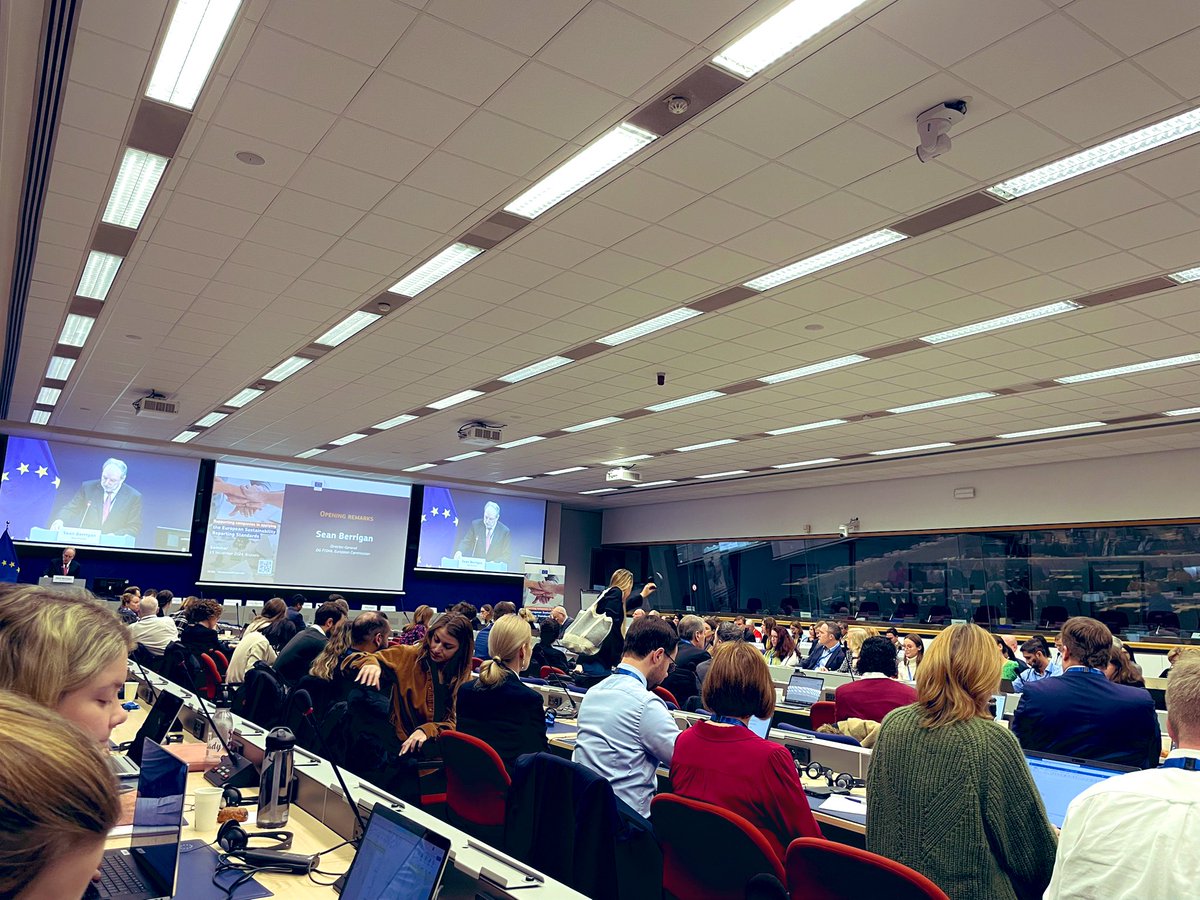 ethempekin's tweet photo. Supporting companies in applying the European the sustainability reporting standards (ESRS) - perfect timing for this seminar since railways are working on an input paper. https://t.co/V091dSLxiH
