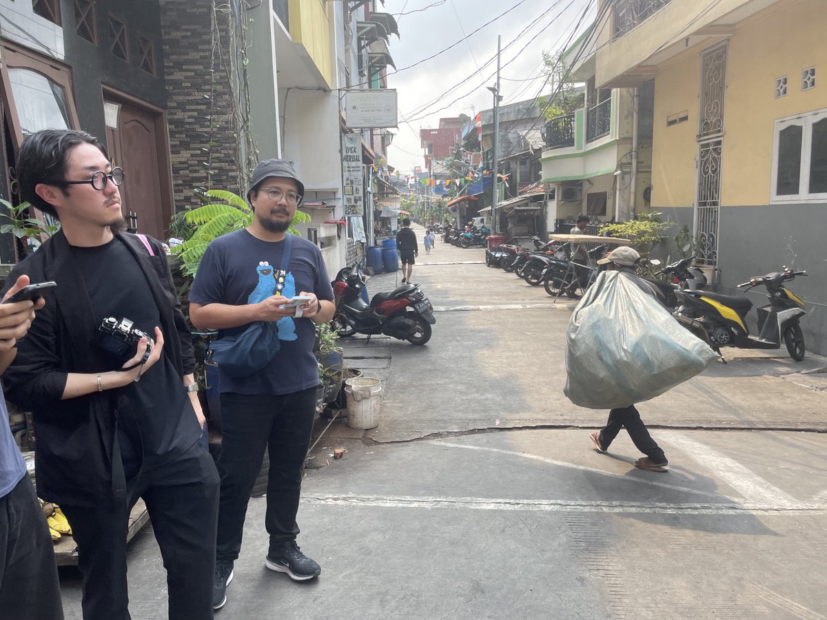 カンポン・アクアリウムは、ゼロメート地帯。カンポンによって問題は様々だけど、本質は同じ。
暑い！くたびれた😫🍺