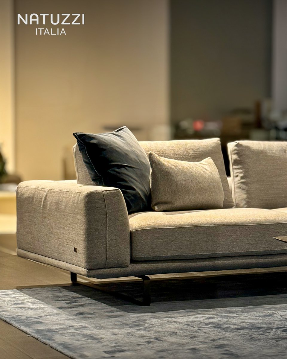 Natuzziuae's tweet photo. A perfect balance of style and comfort. The Tempo Sofa creates a cozy yet contemporary atmosphere in your home.

#Natuzzi #NatuzziItalia #NatuzziUAE #InteriorDesign #Dubai #UAE https://t.co/5kpWXVcDBh