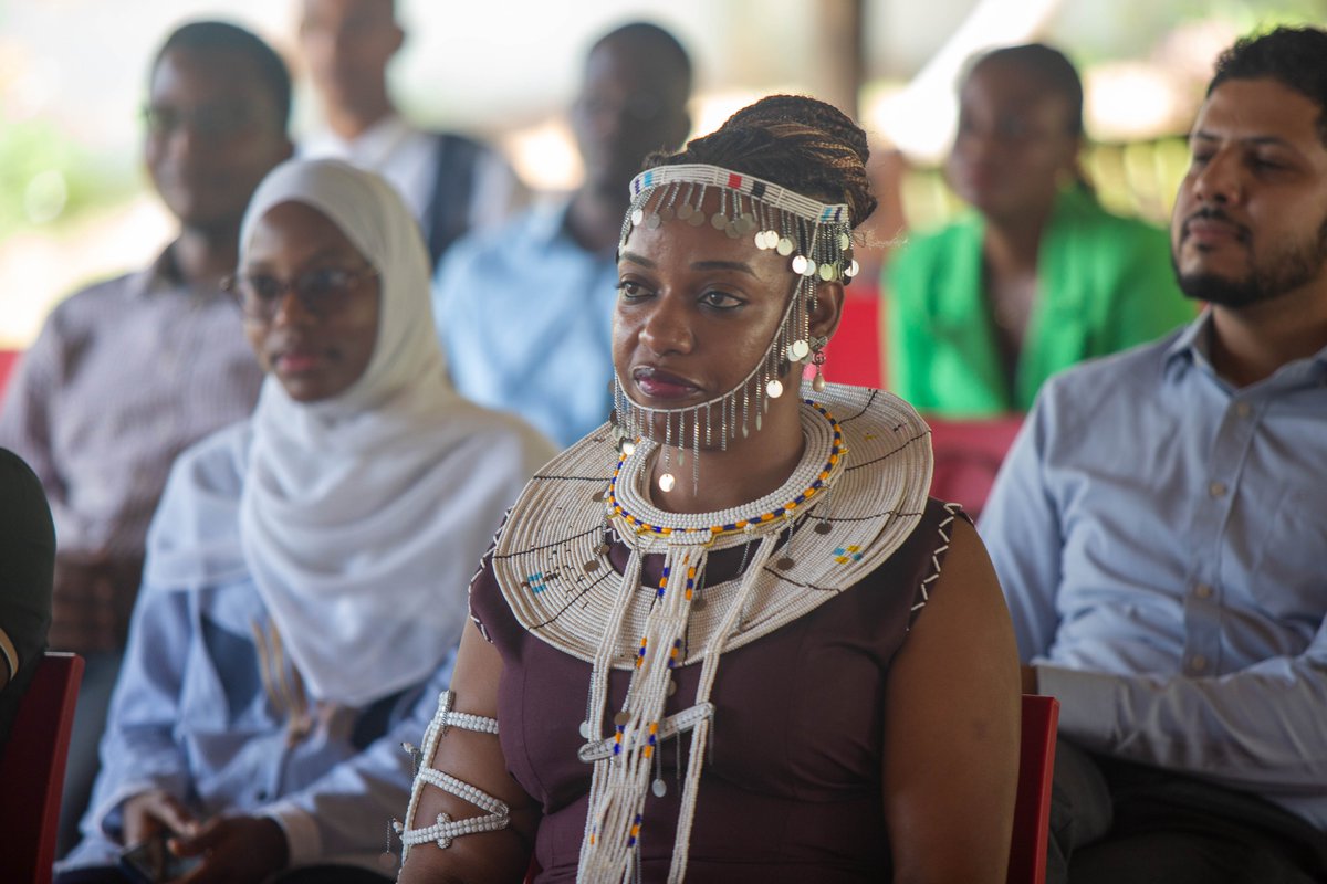 🔴#HappeningNow: Join us for the #publicdialogue on #Youth &amp; #Elections, covering barriers to youth participation, pro-youth agendas, and digital engagement at the #YoungCitizensForum graduation.