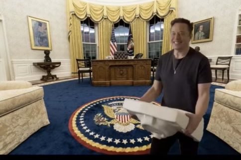 PaveNumerique's tweet image. Ce matin dans votre revue de presse tech et numérique en live:
- Ariane 6 encore à la bourre
- Elon Musk chef du DOGE
- Bluesky en feu
- UE, US, GB face à Meta et Apple
- La presse fr contre les GAFAM
- The Onion rachète Infowars
…et +
11:00 twitch.tv/canardpc