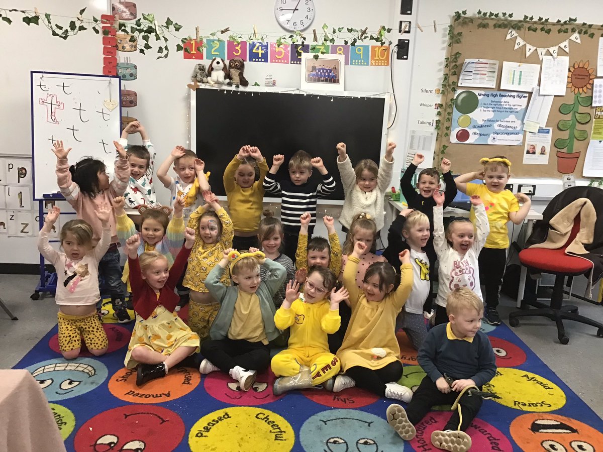 HilderthorpeSch's tweet photo. Children in need 2024 in EYFS 💛!  Bear biscuit munching, mask making, fundraising and having fun! #hildeyfs #childreninneed #pudsey #eyfs @looknorthBBC #bbcchildreninneed #pudseybear @BBCNews #charity https://t.co/yVvXUPETqt