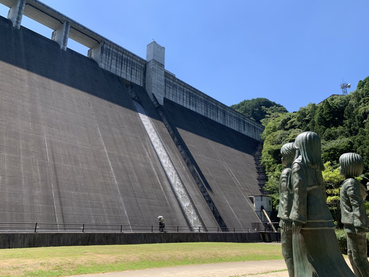 kyushu_unyu's tweet photo. #進撃の巨人 と言えば日田市。#巡礼地 である #大山ダム です。日田駅から #バス で行くことが可能です(バス停から約2.5㎞歩きます)。 休みの日に巡礼地へどうぞ。
#日田市 #ooita #kyushuisland #運輸と観光で九州の元気を創ります https://t.co/GvbgBq93bS