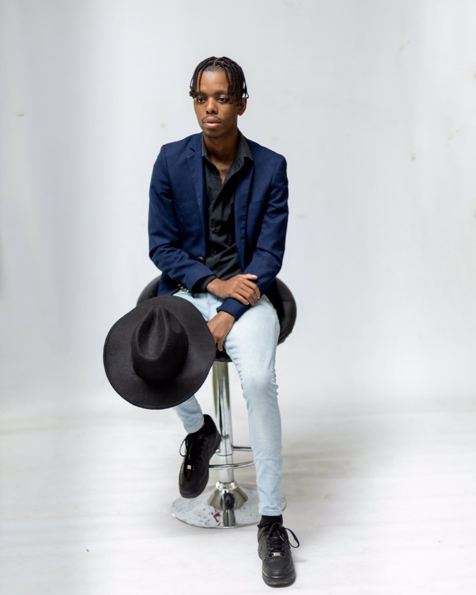 perfekt_motion's tweet photo. STUDIO SHOOT
0788670836 || 28 Bester Street, Nelspruit 1200
#studio #shooting #nelspruit #PerfektMotion #photography https://t.co/RJSAfrc1Qt