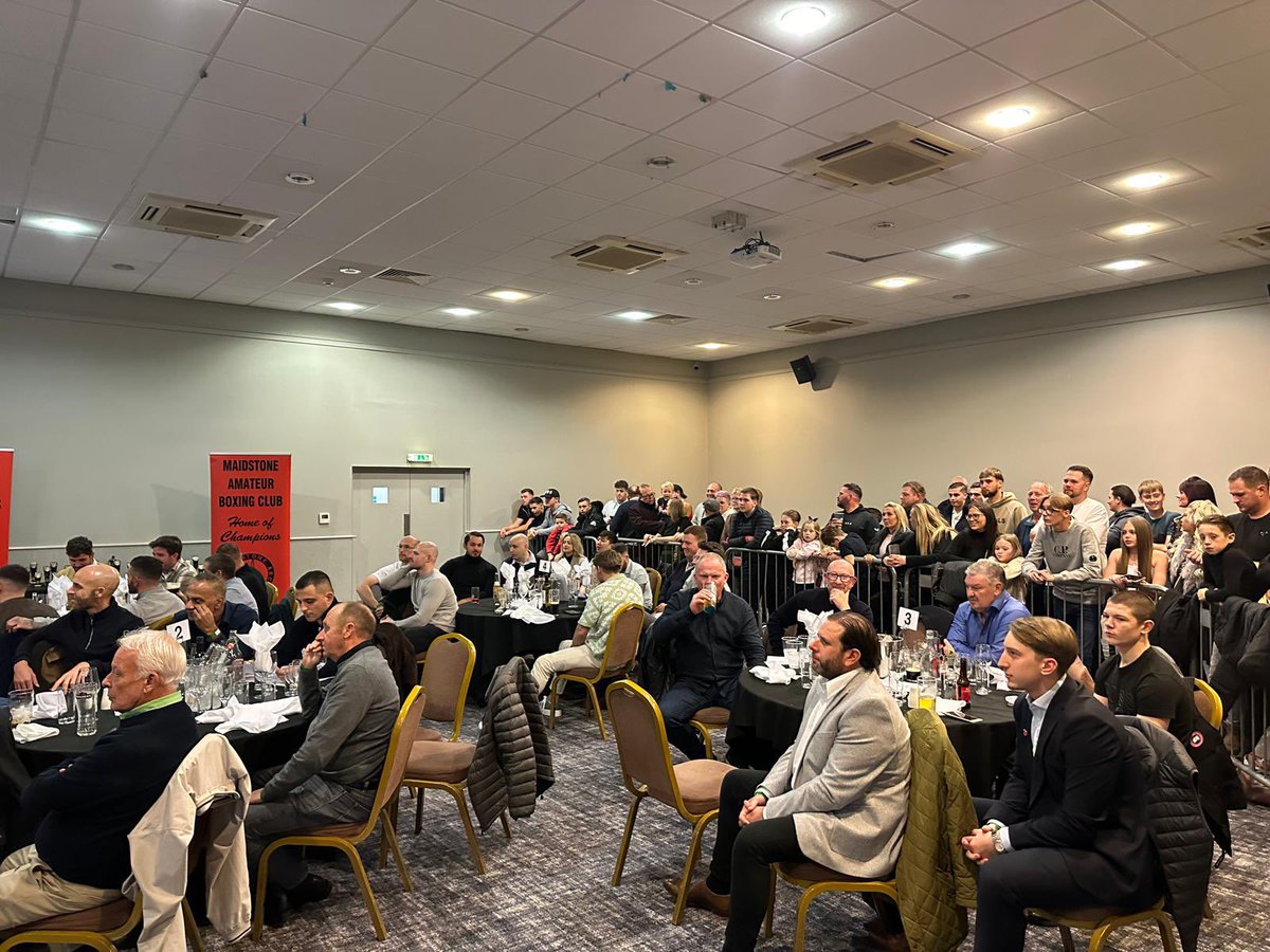 maidstone_abc's tweet photo. Great evening at our Dinner Show in Maidstone last Saturday evening, everyone done great 🥊 https://t.co/ojgtpp9R6a
