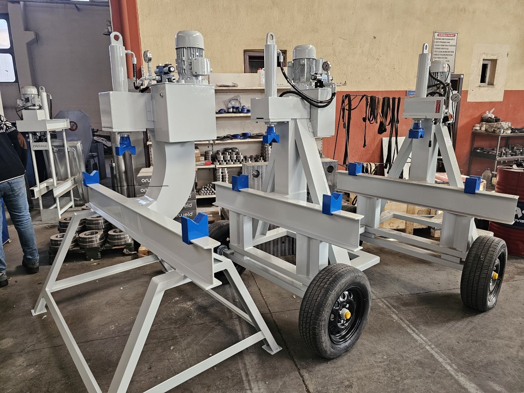 İskele Boru Düzeltme Presi 220 Wolt Tekerlekli
Uzaktan Kumanda &amp; Kollu Seçenekleri

MG Takım Tezgahları Makina San.Tic.Ltd.Şti
2. El ve Sıfır Makina Alım-Satımı

Diğer Makinelerimize Bakmak İçin:
mggrup.net
info@mggrup.net
0332 400 00 69
0532 611 67 64