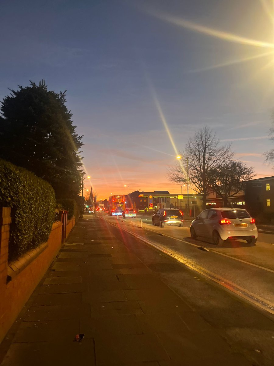 Last night our detached youth team were in St Peters ward #tameside engaging with young people residents + businesses. Sadly we had to challenge a group letting off fireworks! Until tougher regulation is put in place over the sale of fireworks this problem isnt going to go away!