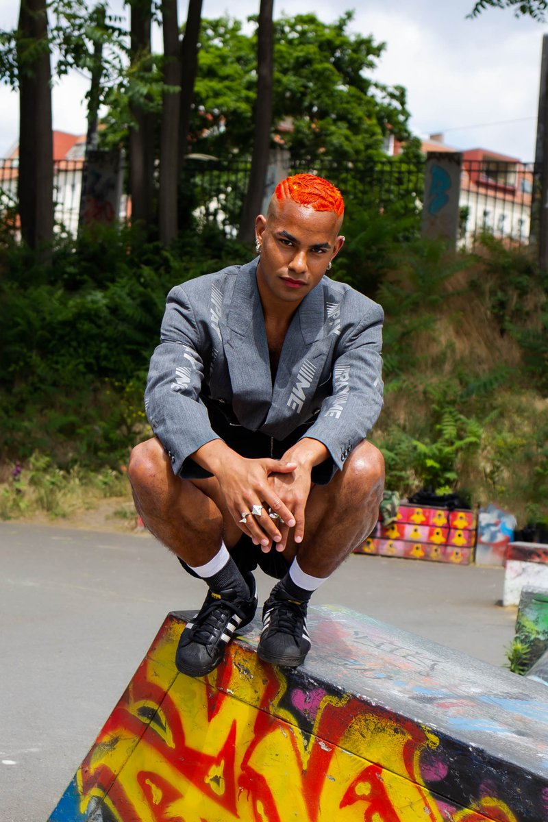 Introducing The Innovative And Multifaceted artist… LIE NING 👉 bit.ly/3URQ51V