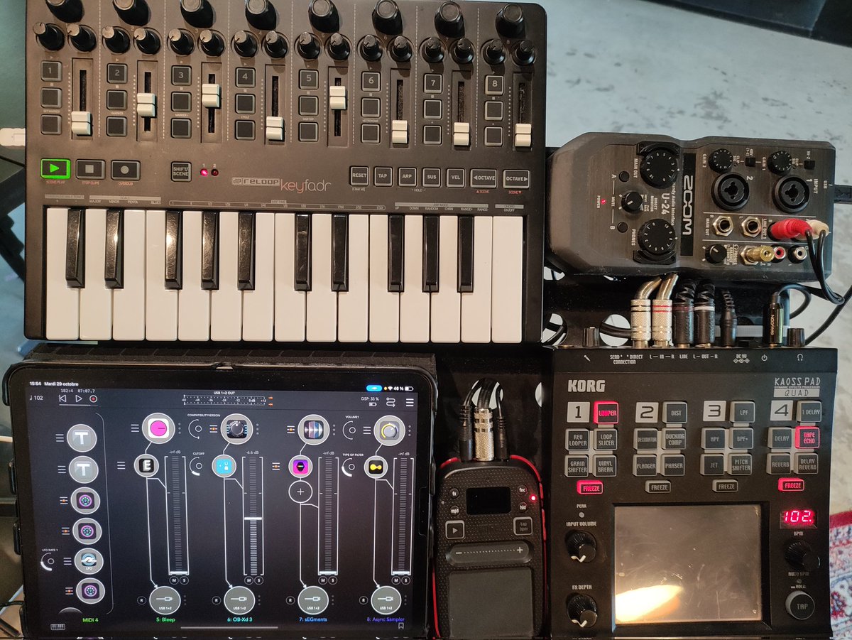 SimonBorderline's tweet image. Pour les personnes intéressées pour faire de la musique avec une tablette iOS, il y a des soldes intéressantes pour récupérer des apps de synthés, d'arpégiateurs, d'FX, et plein de bidules et tout en ce moment !
#iOS #MusicApp #AUM