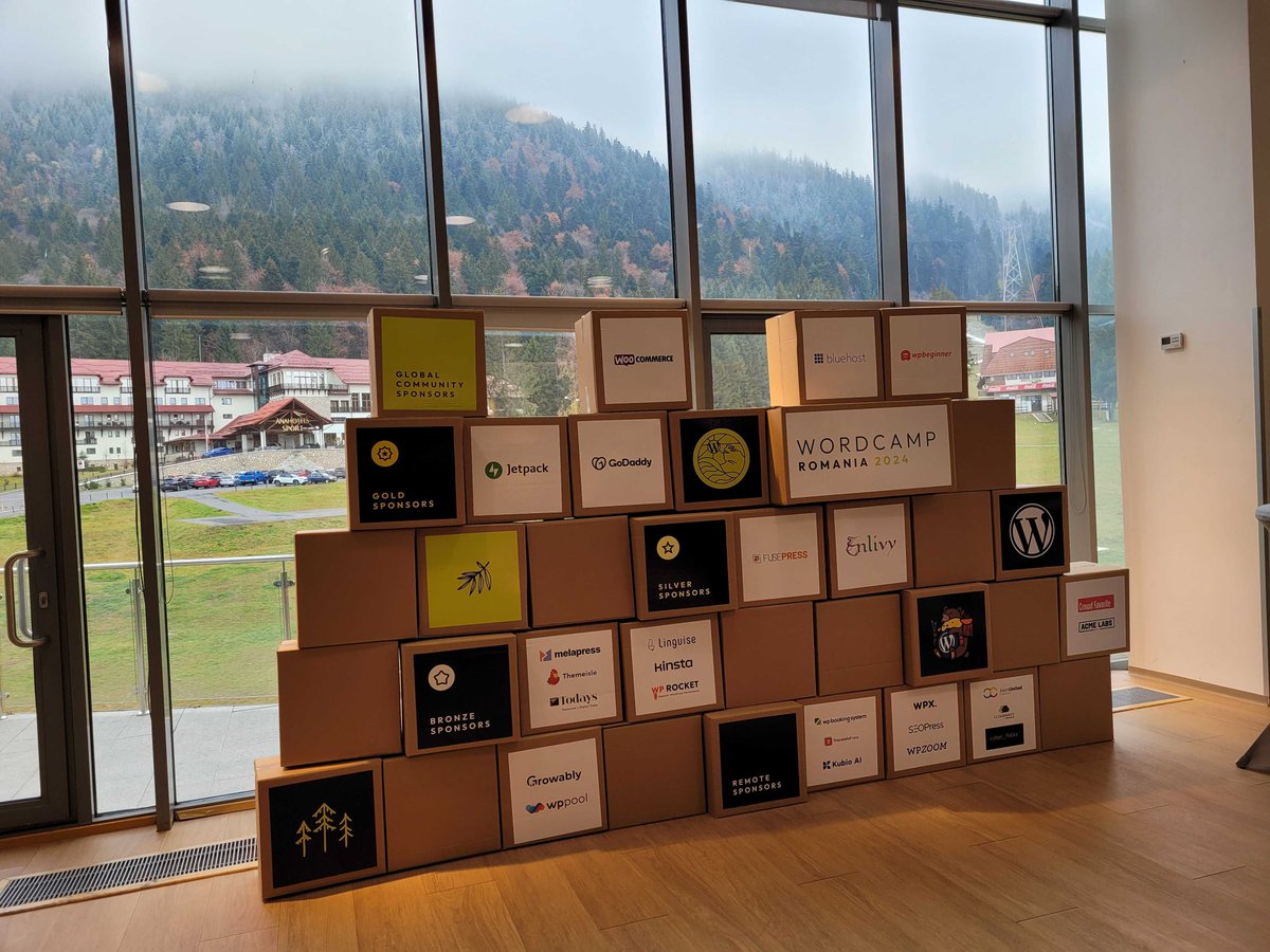 Time for another day in WordCamp Romania! Can you spot us? 🕵️

#Romania #WCRomania #WCRomania24 #WCRomania2024