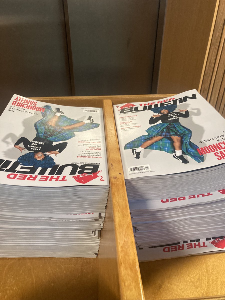 gentle_garbage's tweet photo. Hi @RedBullUK. Your team has left hundreds of magazines at the University of Leeds libraries. We appreciate the attempt to advertise your small business but our libraries are not the place to do it. We’ll keep them until the end of the day before binning them. Have a good one! https://t.co/GtgvBRWIDy