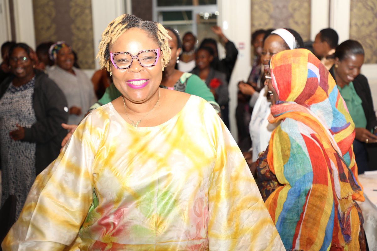 crawntrustkenya's tweet photo. At the Villa Rosa Kempinski Hotel in Westlands, Leymah Gbowee is meeting with representatives from CRAWN Trust, UN Women,  and several grassroots organizations to discuss ways to empower women in conflict zones. The room is filled with a shared sense of purpose as they collaborate on strategies to amplify women’s voices in peacebuilding and leadership. Drawing from her own experiences in Liberia’s peace process, Gbowee is emphasizing the importance of local communities and the need for strong global support. The conversations are ongoing, creating a powerful network of women working together to inspire change and foster hope Globally.
@CREAWKenya @mercyjelimo @WanjikuMungai15 @UN_Women