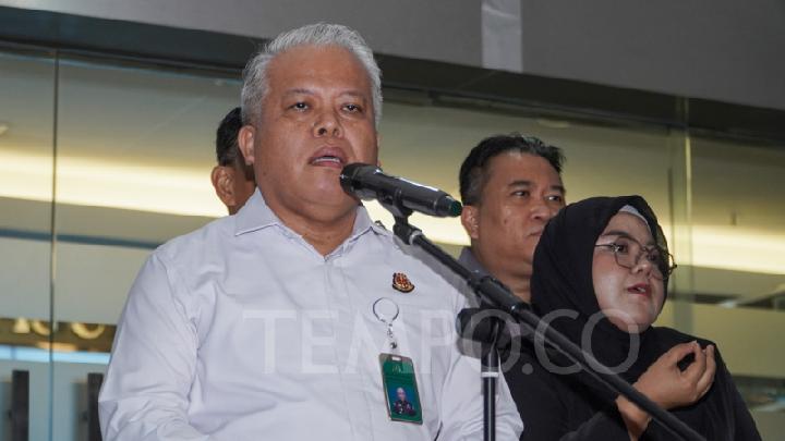 tempodotco's tweet photo. Kasus Korupsi Impor Gula Tom Lembong, Kejagung Berpeluang Periksa Semua Mendag Era Jokowi https://t.co/76KKxKnESf