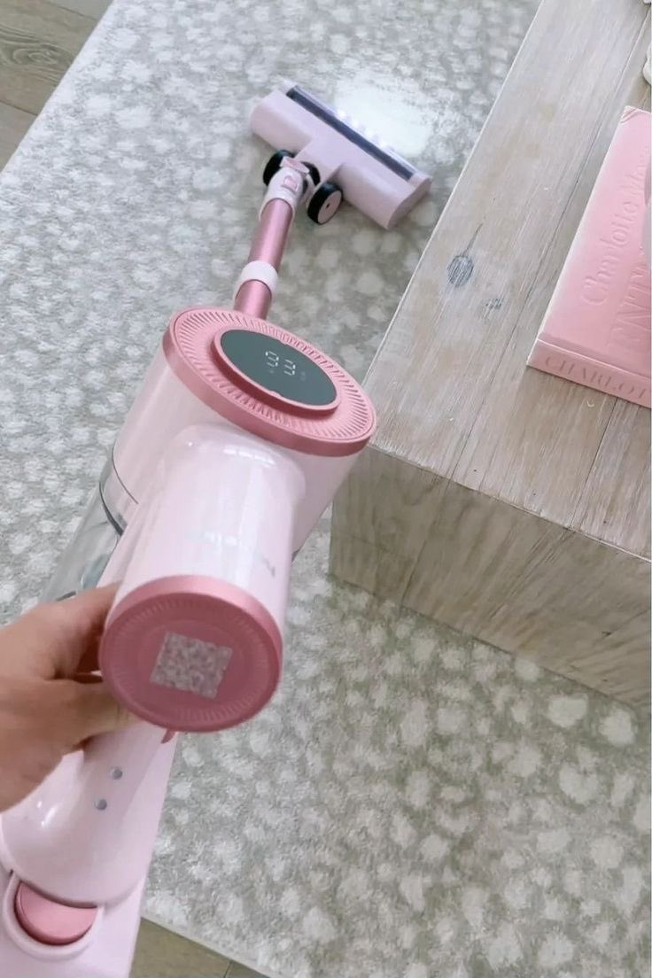 classyladylife's tweet photo. I love being a girly girl 🎀 https://t.co/LqSYdis8oe
